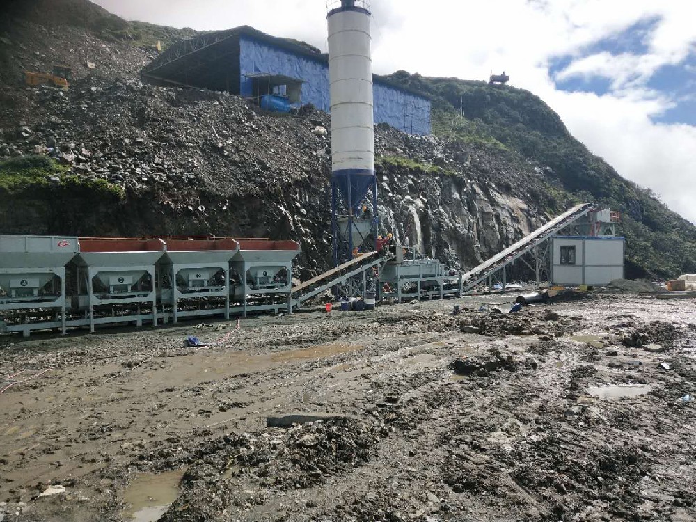 300稳定土拌合站